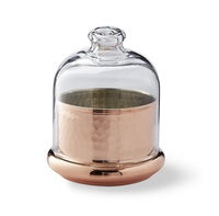 Beurrier design en acier inoxydable avec lignes lisses et couvercle solide, idéal pour les buffets et les plats élégants.