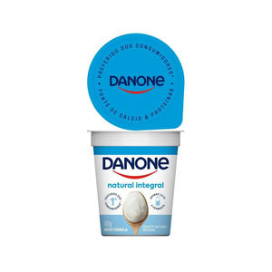 Yaourts à boire aromatisés à la fraise et à la banane - Yaourt épais de luxe Danio Durée de conservation de 2 ans Fabriqué en Belgique - Product Image 5