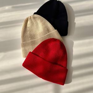 Gorro de invierno hecho a medida para mujer 100% Servicio rápido de la mejor calidad con diseño y logotipo únicos - Product Image 2