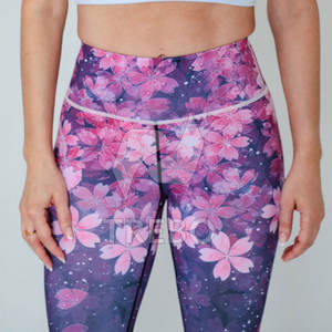 Nouveau design de legging de yoga pour femmes couleur personnalisée taille élastique motif solide respirant léger pantalon en spandex/polyester - Product Image 6