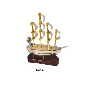 Pièce maîtresse de bateau en laiton massif doré de haute qualité avec Base en bois Navire en laiton décoratif pour la maison Salon et décor de bureau - Product Image 5
