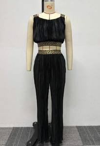 Hauts courts plissés de couleur unie et ensemble de pantalons à jambes larges taille haute été casual femmes ensemble deux pièces - Product Image 4