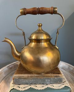 Luxury Brass <b>Metal</b> Tea <b>Kettle</b> Polished Finish Ergonomic Handle Fast Heating 500ml Capacity Lid Suitable for Home Modern Kitchens - Product Image 3