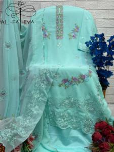 Salwar Kameez pakistanaise élégante à la demande pour femmes vêtements traditionnels disponibles à des prix abordables depuis l'Inde - Product Image 2