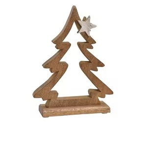 Reno de Madera Verde Hecho a Mano con Base Sólida, Escultura Decorativa Única que Resalta el Encanto Rústico y el Estilo de Temporada - Product Image 3