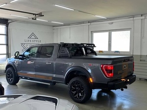 Pick-up Ford F-150 Raptor d'occasion gris, 4x4, cabine double, véhicule utilitaire tout-terrain - Product Image 3