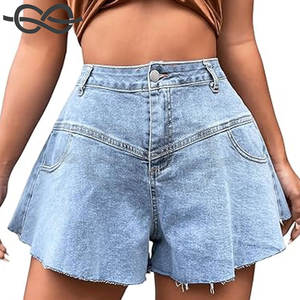 Shorts tendance pour femme, taille mi-haute, à volants, ourlet brut, coupe large, en coton et polyester, coupe classique, style estival, respirant, effet délavé, très prisé - Product Image 2