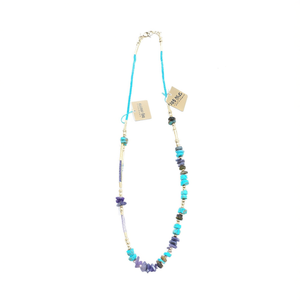 Collier de perles en pierre plaqué or, bijoux perlés élégants pour présentation en boutique, tendance - Product Image 3