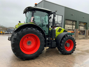 รถแทรกเตอร์ขนาดเล็ก Claas AXION 950 คุณภาพสูง อเนกประสงค์ ขับเคลื่อน 4 ล้อ มือสอง อายุการใช้งานยาวนาน เครื่องยนต์อัตโนมัติ ยี่ห้อ FPT สำหรับงานเกษตร - Product Image 3
