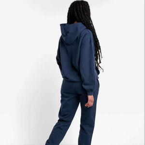 Sweat à capuche avec logo personnalisé pour femmes avec grande impression de broderie Sweats de style streetwear d'automne Pull à capuche de marque privée - Product Image 5