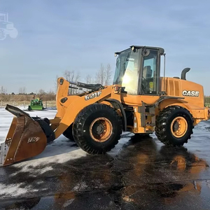 Chargeuse compacte CASE 621F 2016 avec capacité de 400 tonnes, roulement et moteur - Product Image 1