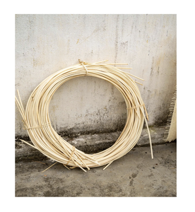 Besoins de tissage en vannerie de meubles en rotin brut - Product Image 1