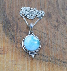 Colgante de piedras preciosas Larimar, joyería para mujer, joyería de estilo bohemio de plata, colgante hecho a mano de tendencia de Plata de Ley 925, regalo para ella - Product Image 2
