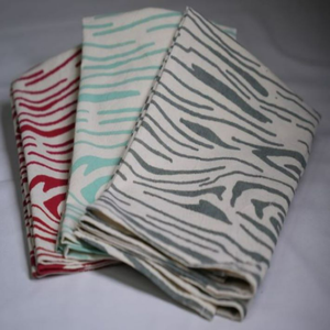 Serviettes de cuisine en coton écologiques promotionnelles en gros, hypoallergéniques, séchage rapide, jetables, impression OEM personnalisée - Product Image 6