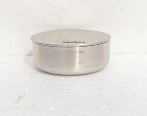 Recipiente para Velas Extra Grande de Acero Inoxidable con Acabado Cepillado y Grabado, Recipiente Vacío para Velas de Cera de Soja Perfumadas, Velas Votivas Navideñas - Product Image 1