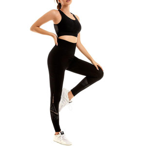 Servicios OEM Nuevo estilo Conjunto de Yoga de alta calidad para mujer Diseño personalizado Patrón sólido Pantalones cortos de gimnasio XL Tamaño Impermeable Vintage O-cuello - Product Image 5