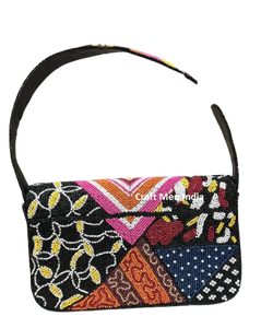 Sacs à main décontractés élégants faits à la main avec des paillettes et des perles, fermeture magnétique et design léger pour femmes - Mode personnalisée - Product Image 4