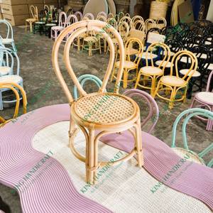 Chaise moderne, élégante et écologique en rotin naturel pour enfants, intérieure et extérieure, pour la cuisine, la chambre et le salon. - Product Image 2