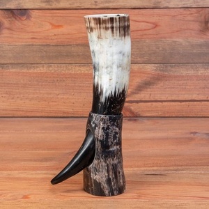 Tasse classique en corne polie de style animal nautique Viking avec support en bois robuste Artisanat naturel de l'artisanat AZ pour la fête viking - Product Image 4