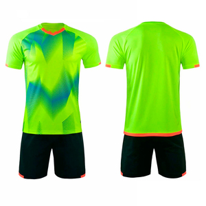 Tenue de football professionnelle de haute qualité, prix de gros, fabrication en usine, tenue de football de qualité, prix bas, confortable - Product Image 2