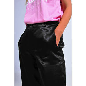 Pantalones de Vestir Anchos de Satén Negro, Cintura Alta, Estilo Casual, con Características Antiarrugas y Transpirables para la Temporada de Otoño - Product Image 1