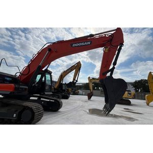 Excavatrice sur chenilles longues d'occasion d'origine coréenne Doosan DX360LC-9C avec moteur Scania - Product Image 1