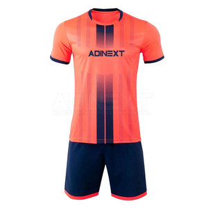Diseña Tu Propio Uniforme de Fútbol Personalizado - Ropa de Práctica Transpirable de Secado Rápido con Color y Logotipo Personalizados Unisex para Adultos - Product Image 1