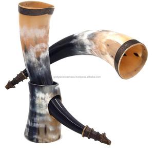 Cuerno de búfalo natural de alto pulido Artesanía India ecológica con base de latón disponible en todos los tamaños para la decoración de la oficina en el hogar - Product Image 1