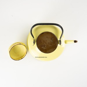 Servidor de Café de Latón Tallado a Mano, Nuevo Diseño, Tetera de Metal, Cafetera Turca Decorativa Hecha a Mano, Color Dorado - Product Image 1