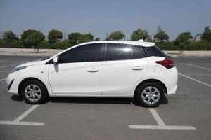 Yaris XLE 2020-2022 Usado Barato, Tracción en las Cuatro Ruedas, Asientos de Cuero, ACC, Hatchback, Automático, Cámara de 360°, Luces LED, Pantalla Táctil Panorámica - Product Image 3