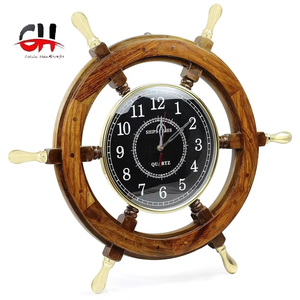 Calvin Handicraft Horloge en bois antique Roue en bois Roue d'horloge murale avec poignée en laiton Cadran noir Décoration intérieure et décorations - Product Image 6