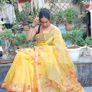 Ropa y accesorios Sari de seda Kota Doriya auténtico indio y pakistaní para niñas Uso de ropa de oficina de la India - Product Image 2