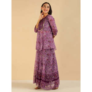 Conjunto de Chiffon Bohemio Chic con Estampado Floral de Lavanda y Borde, Top Peplum y Sharara Fusion, Transpirable, para Mujer, Primavera/Verano, Tres Piezas - Product Image 3