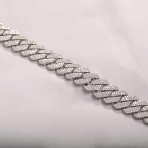 Chaîne de rappeur style cubain en argent sterling 925 de 14mm plaqué or 18 carats pour hommes Bijoux de corps en diamant Moissanite pour les fêtes - Product Image 2