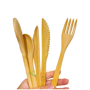 Eco2go Vietnam-Ensemble de couverts en bambou réutilisables avec sac en toile Cadeaux d'affaires avec logo et emballage personnalisés - Product Image 1