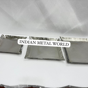 Bol décoratif en métal argenté fabriqué à la main pour la décoration intérieure et le service Bol à chocolat au design unique à bord ondulé au prix de gros - Product Image 5