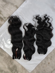Cabello Natural Negro Suave Sedoso Indio Crudo Sin Procesar Virgen Remy Cuerpo Onda Paquete de Cabello Venta al por mayor Templo Indio Cabello Humano - Product Image 4