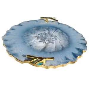 Bandeja de Servicio de Resina Epoxi Personalizada de Nuevo Diseño, Hecha a Mano y Pintada a Mano, con Asa de Metal con Hoja de Oro para Hoteles y Restaurantes - Product Image 4