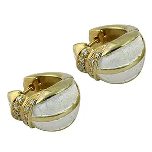 Boucles d'oreilles créoles tendance pour femmes, plaquées or, émail blanc, avec diamant taille princesse, style huggie, bijoux religieux - Product Image 3