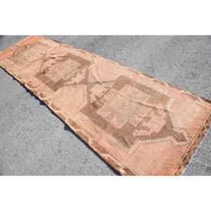 Alfombra Turca Vintage, Alfombra de Pasillo de 3.8x13.5 pies, Alfombra de Lana Abstracta Marrón Rojiza - Product Image 4