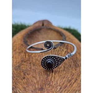 Anillo de Turmalina Negra con Baño de Oro de 18K y Plata, Ajustable, Estilo Boho, Joyería Étnica, Regalo para Ella, Cumpleaños y Aniversario - Product Image 2