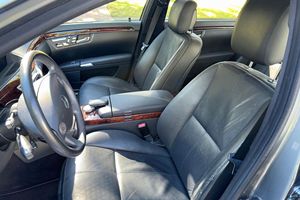 Mercedes-Benz S550 2007 d'occasion, environ 36 800 miles, moteur V8, provenance du Texas, non modifié - Product Image 4