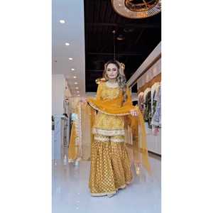 Nouvelle tenue de fête traditionnelle pour femmes, Salwar Kameez, en soie Chinnon lourde, avec un haut à paillettes de 5 mm, Sharara Plazzo - Product Image 1