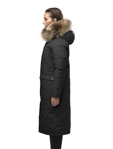 Service OEM Dernière conception Parka court à capuche noir pour femmes Veste bouffante et veste d'hiver matelassée tricotée respirante - Product Image 3