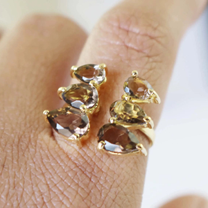 Bague en pierre précieuse de quartz fumé faite à la main, plaquée or 14 carats, laiton, bague ajustable pour femmes - Product Image 1