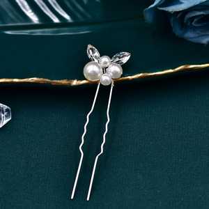 บริดเดลล่า BHP591 ชุดหวีผมประดับมุกและคริสตัลสีเงิน 4 ชิ้น - สวมใส่สบายสำหรับงานแต่งงาน งานพรอม และงานพิธีการ - Product Image 6