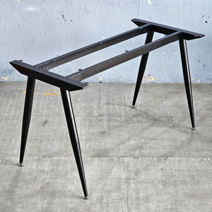 Pieds de table en fer assemblés CONCEPT CONE HCCO002 120x60 Concept pour manteaux pour femmes - Product Image 2