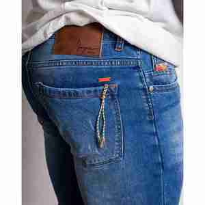 กางเกงยีนส์ผ้ายีนส์ชายทรงสลิมฟิตสีน้ำเงินขาดจากร้าน imperio - Product Image 4