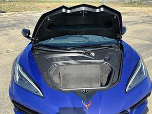 Corvette Stingray Cabriolet 2025, moteur V8 de 6,2 litres, pack performance Z51, couleur violet métallisé Hysteria - Product Image 6