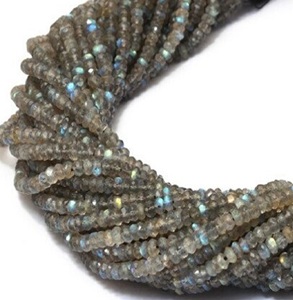 Perles en labradorite translucide naturelle lisse et polie, paires de perles en forme de goutte COSZCATL EXPORTS KLABDROPPAIR pour la fabrication de bijoux - Product Image 3